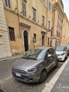 Parking in Rome, Italy - The small car trend